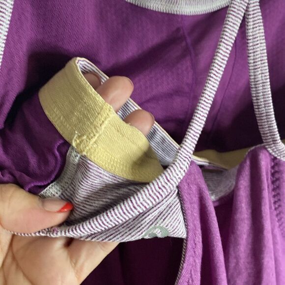 Lululemon-No Limits Purple Built In Shelf Bra Racer Back Active Tank Top- Size 6 - Picture 7 of 7